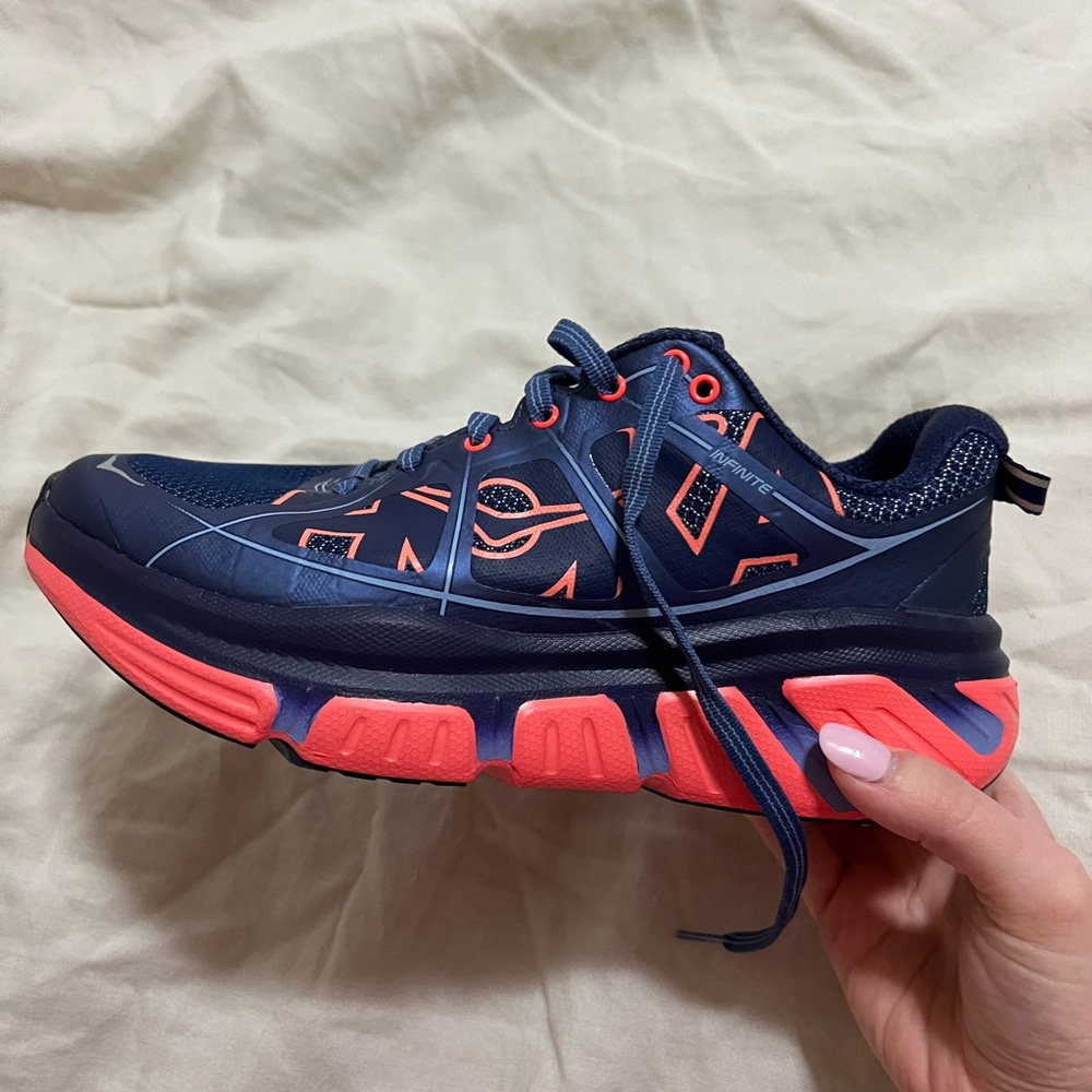 Hoka One Infinite